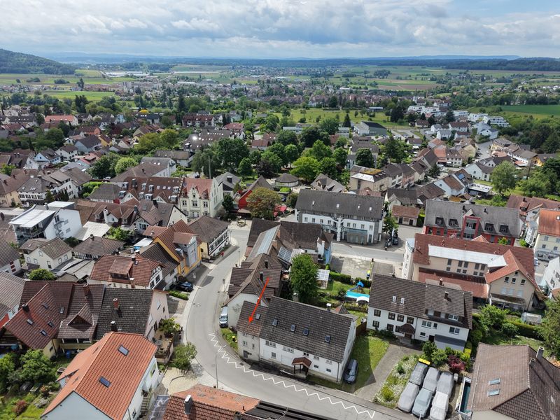 Ein Haus für den Preis für eine Wohnung! Reiheneckhaus auf 4 Stockwerke verteilt.